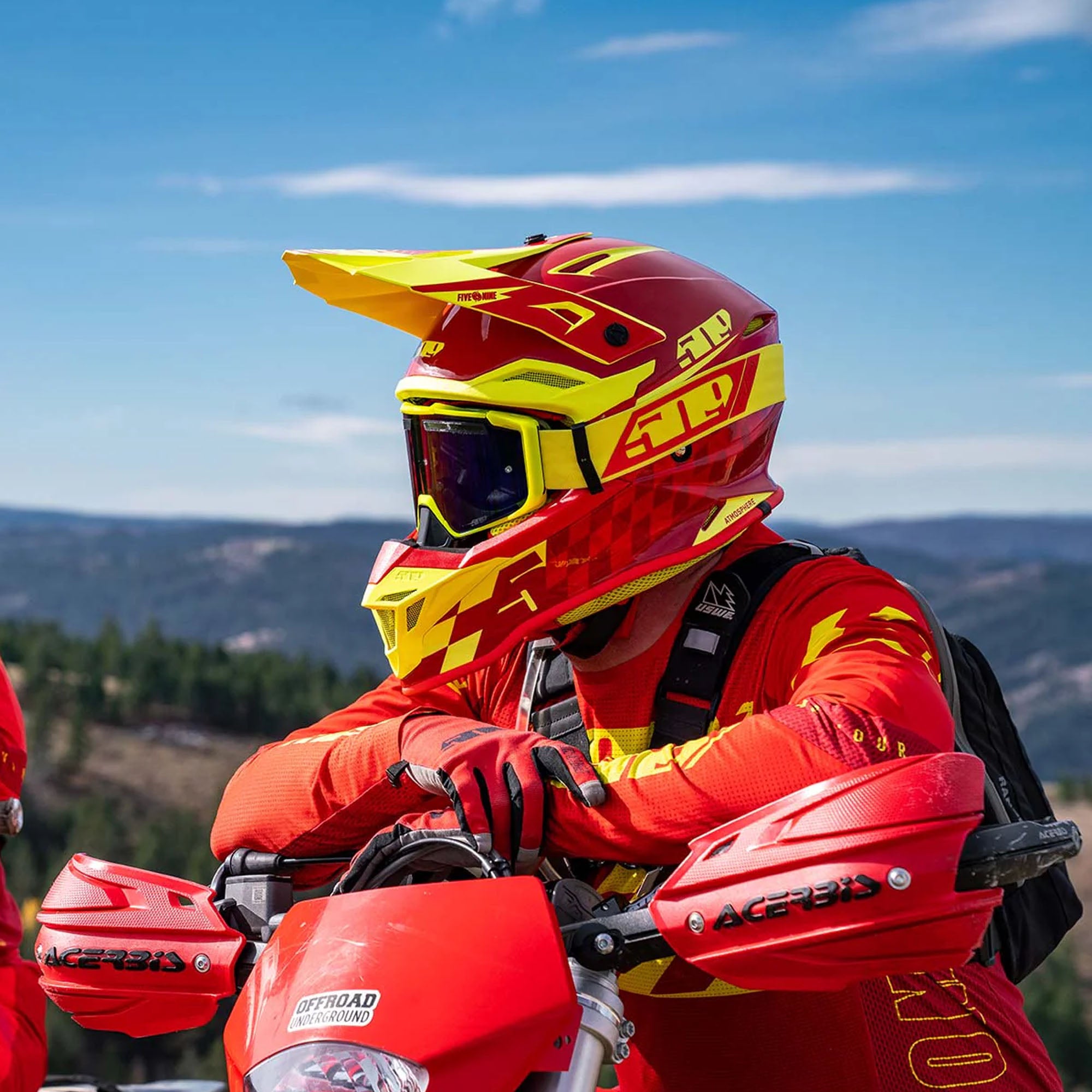 509 Atmosphere Offroad Helmet Double D-Ring Closure Vented DOT ECE Roosta Red FMVSS 218