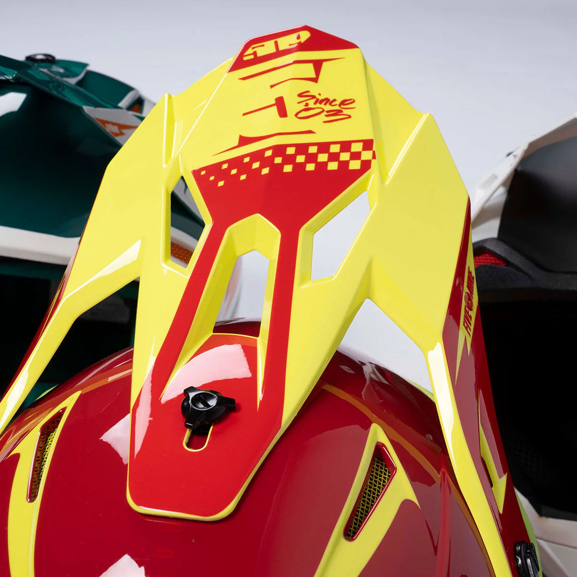509 Atmosphere Offroad Helmet Double D-Ring Closure Vented DOT ECE Roosta Red FMVSS 218