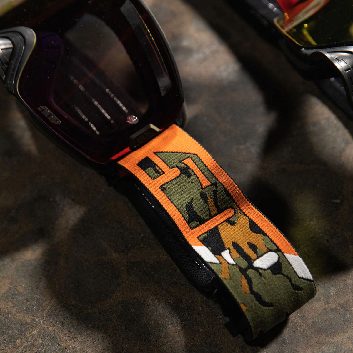 509 F02013200-000-301 Kingpin Fuzion Flow Goggle Filtered Anti-Fog Anti-Scratch Quick