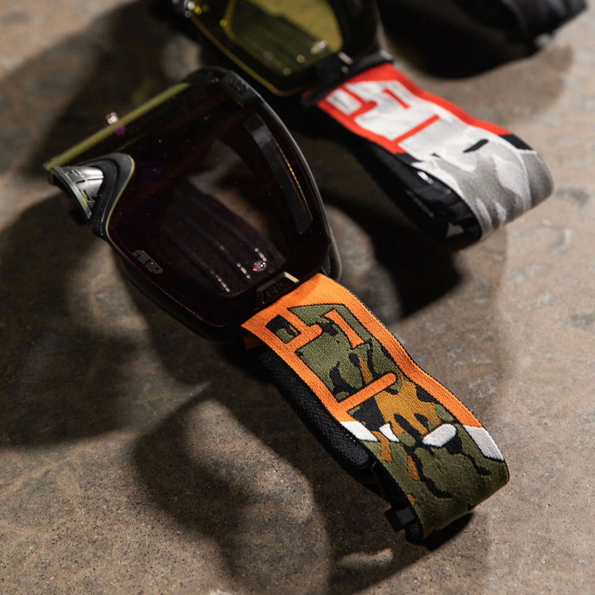 509 F02013200-000-301 Kingpin Fuzion Flow Goggle Filtered Anti-Fog Anti-Scratch Quick