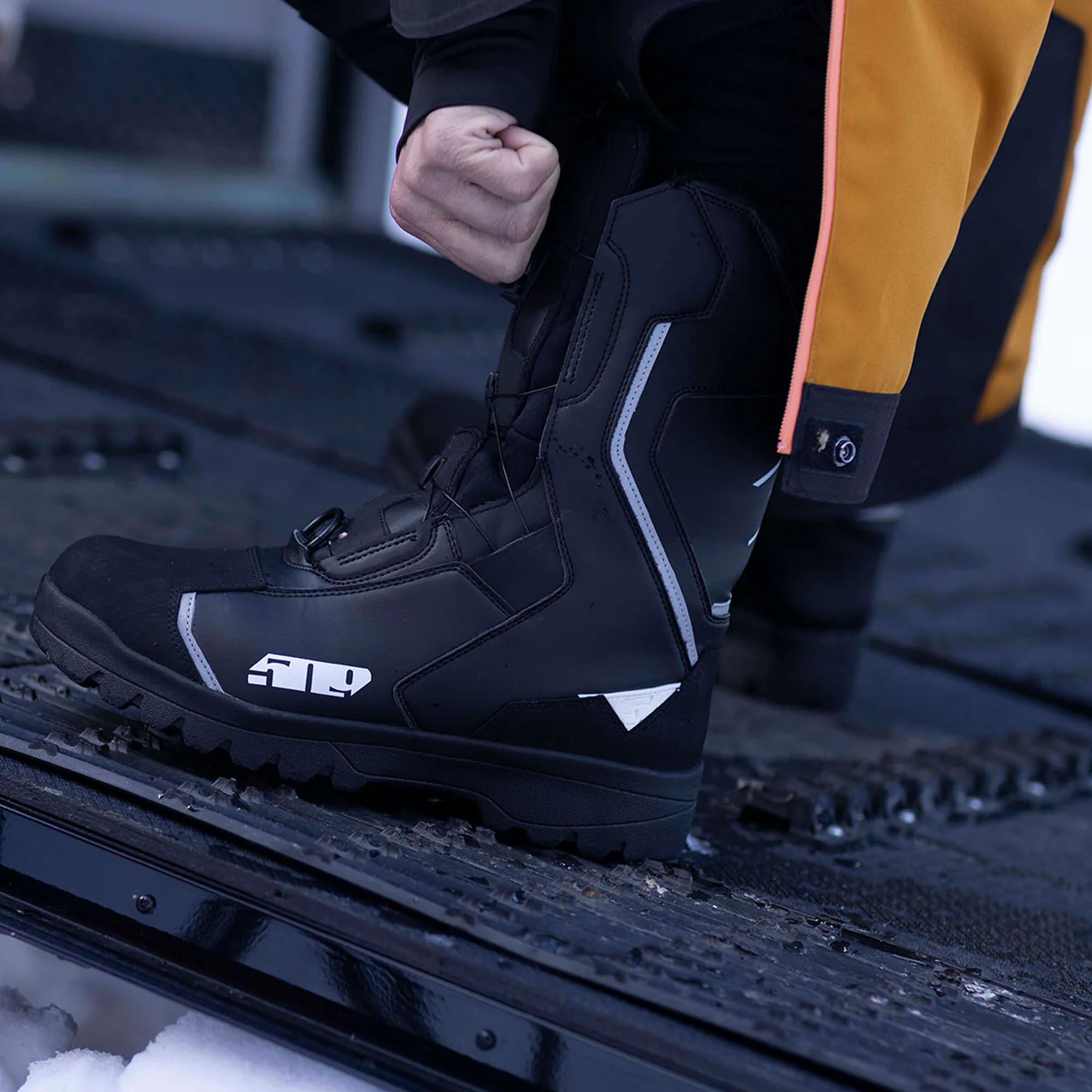 509 Saber Single Boa Snowmobile Boots Black Ops