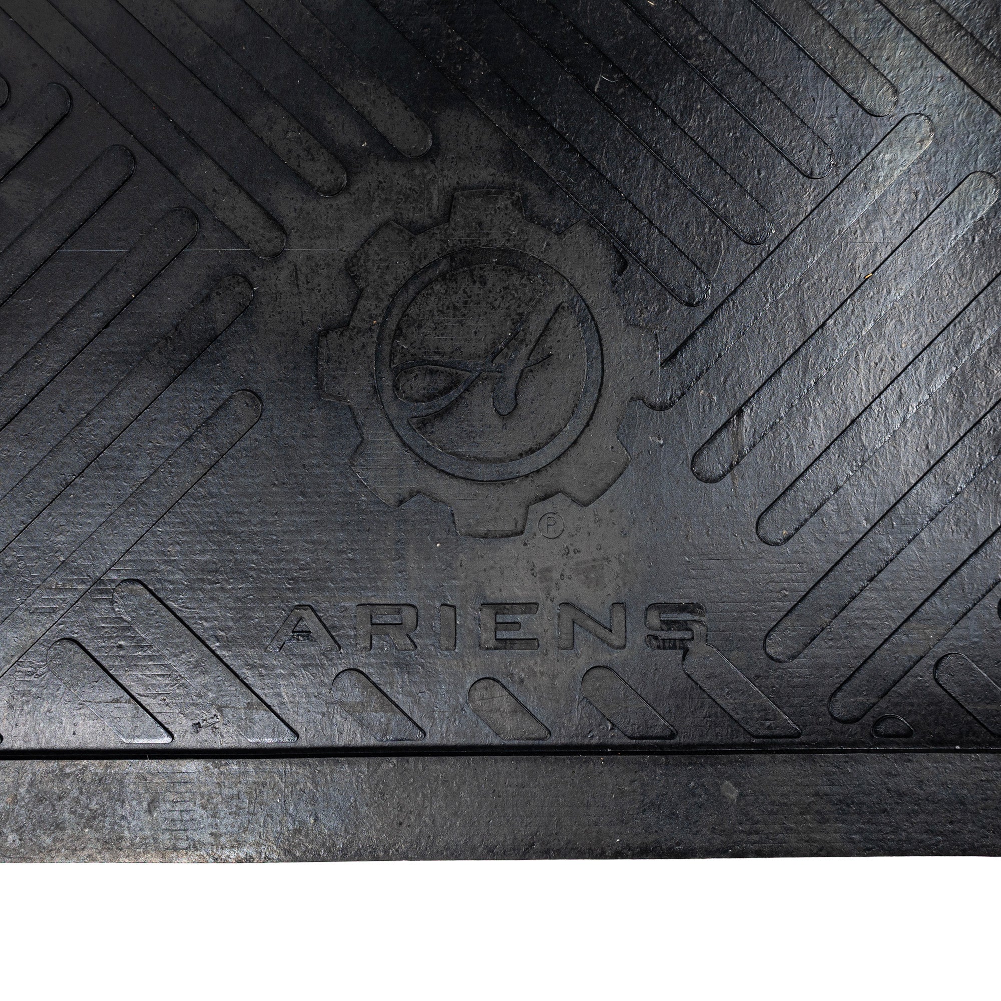 Ariens 70716900 OEM 36'' X 36'' Heavy Duty Absorbent Protective Storage Floor Mat Gravely