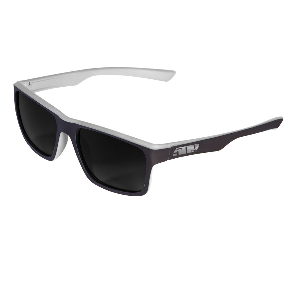 509 F02003700-000-001 Deuce Sunglasses