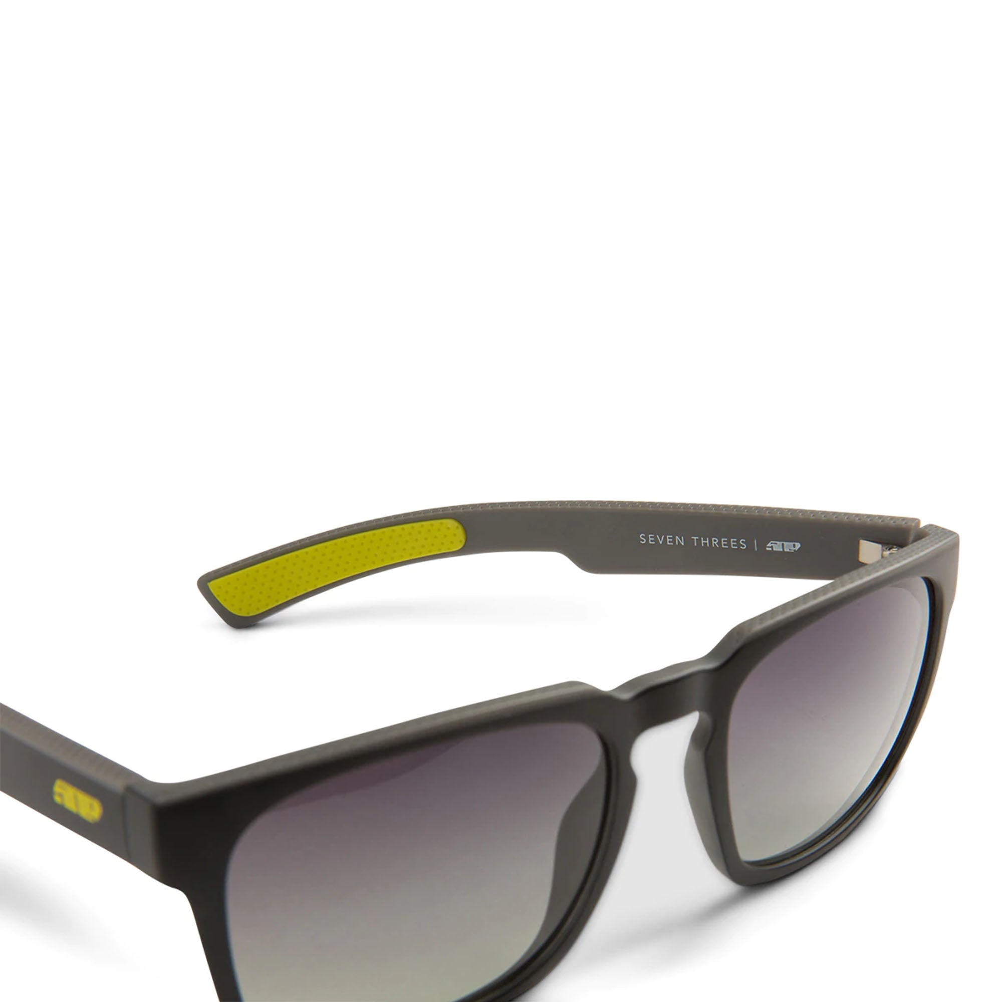 509 Seven Threes Sunglasses F02009800-000-003