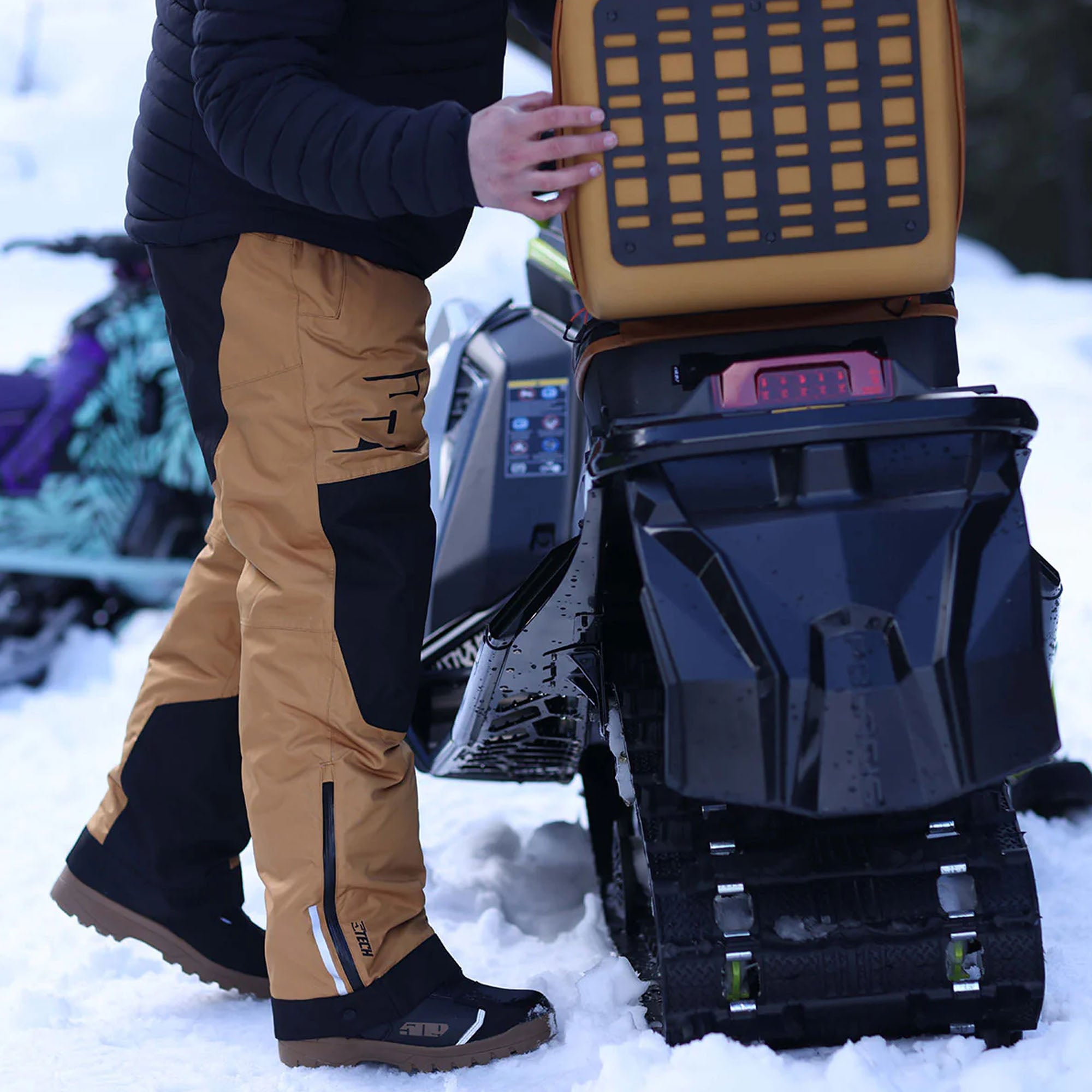 509 Saber Single Boa Snowmobile Boots Black Gum