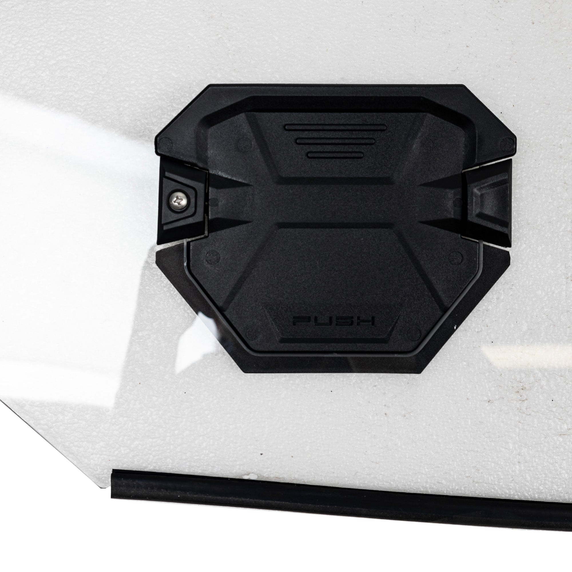 Polaris 2890377 Lock & Ride Full Vented Windshield Hard Coat Poly 4-Seat RZR Pro