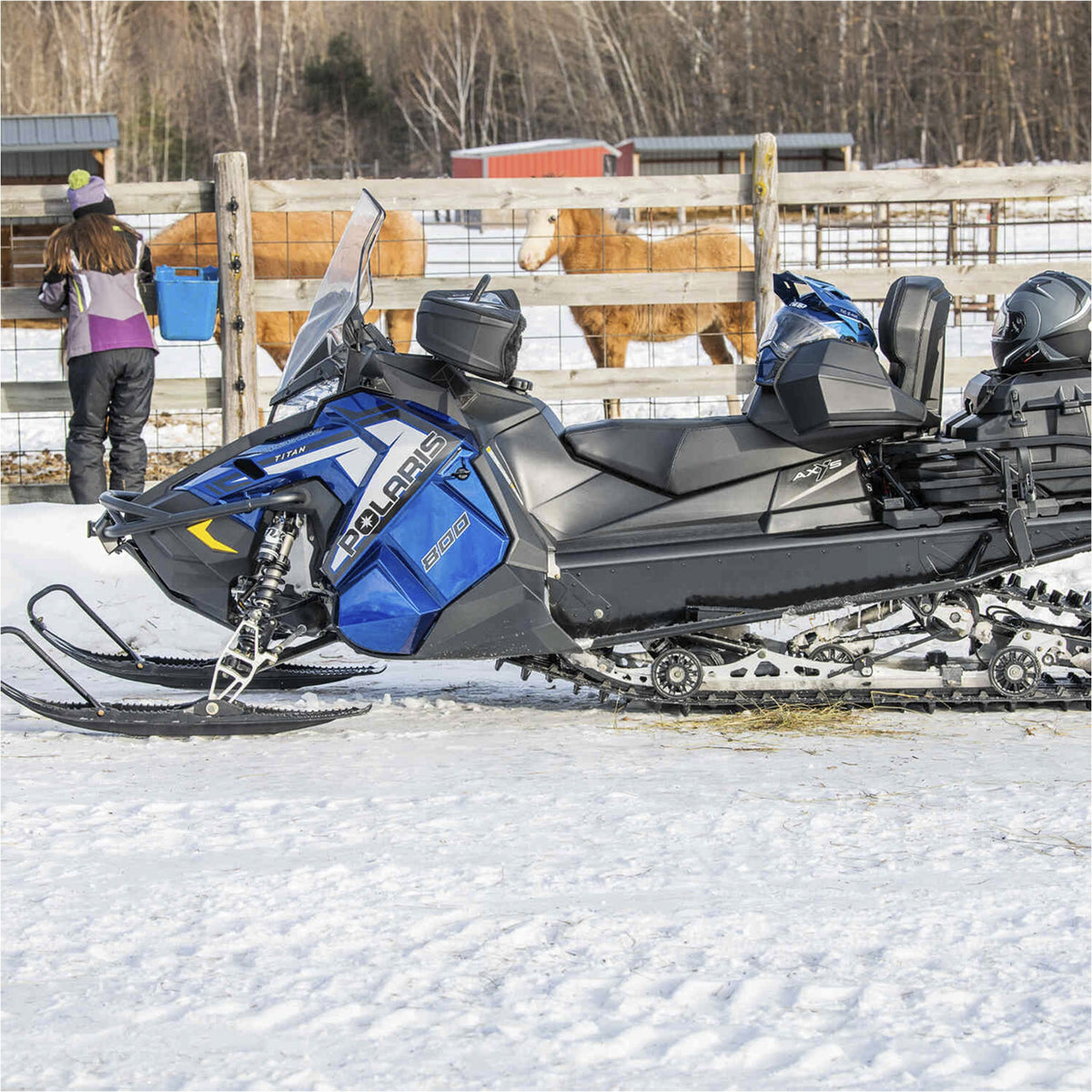 Polaris Full Coverage Windshield 2882796 alternate view