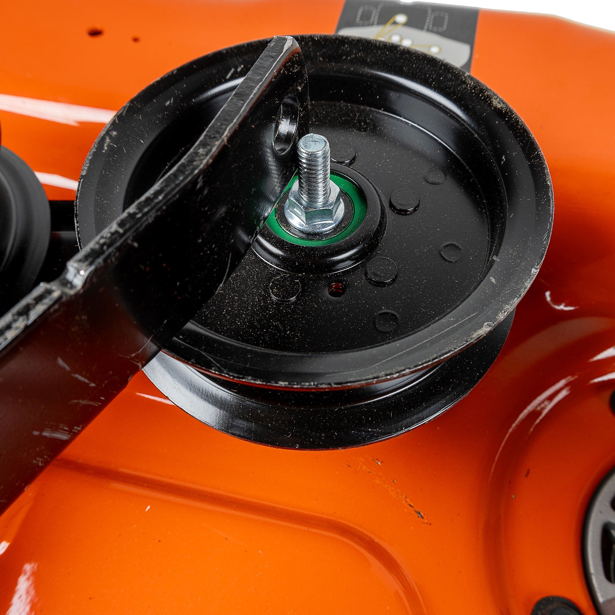This is an open-box sale, and will not come in OEM packaging. Genuine Husqvarna.Product has cosmetic imperfections. Kit is missing parts. Discounted Husqvarna Product. This item is sold as-is.Genuine OEM Husqvarna DECK.ASM SVC.54"E.HDHP.GWB. 586440701
